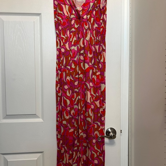 Summer go to dress - Picture 2 of 2